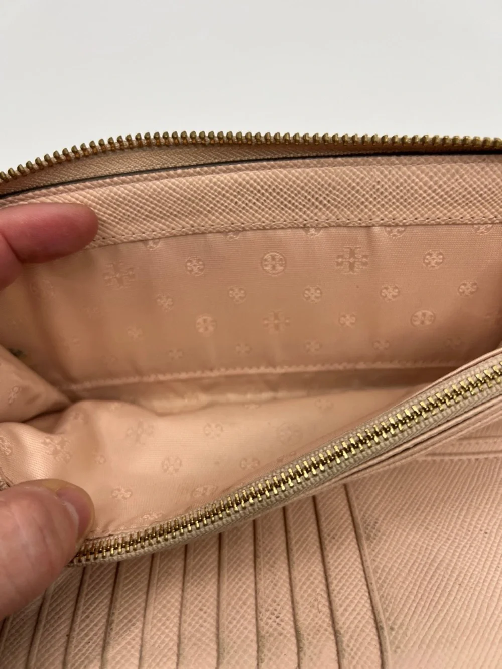Tory Burch Zip Wallet Cross Grain Leather Blush Pink PROJECT Piece